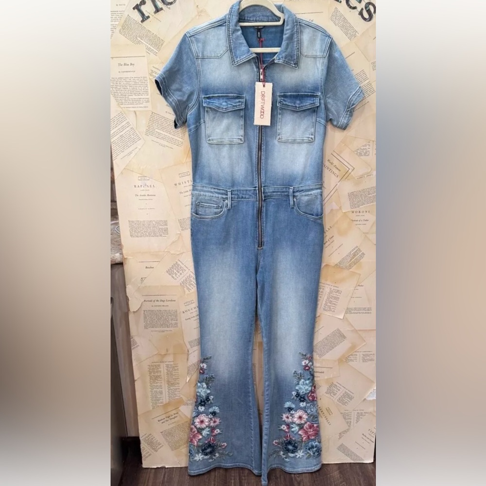 Free People Driftwood Embroidered Denim Jumpsuit Floral Pockets Slim Flare Blue - Picture 5 of 6